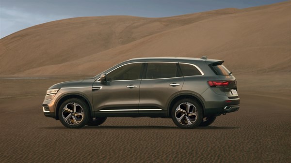 سيارة رينو كوليوس